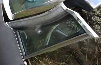 1960 Chrysler 300 New Yorker Convertible left door vent wing assembly - Image 1 of 2