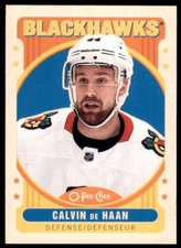 2021-22 OPC O-Pee-Chee Retro #383 Calvin de Haan - Chicago Blackhawks