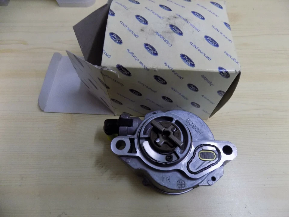 Aspiradora original Ford Focus Fiesta C-MAx 1.6 TDCi 1487860 - Imagen 1 de 1