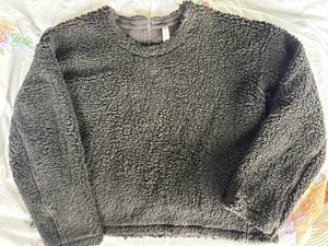 Lululemon 10 46” Around L 23” Lined Black Bulky Fleece Back Zip Warm Comfort Fun - Picture 1 of 8