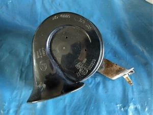 BMW E39 E46 3er Hupe Signalhorn Signal Hochton Hoch Hella 8375494 - Picture 1 of 1