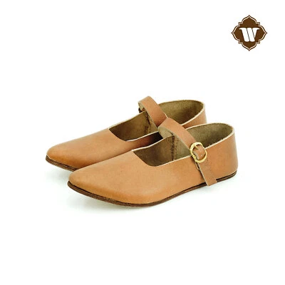 Zapatos de cuero artesanales con correa hebilla renacentista medieval del siglo XV Foto 1 de 4