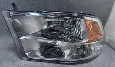 Faro halógeno cuádruple cromado izquierdo para conductor Dodge Ram 2009-2012 68001485 Foto 1 de 3