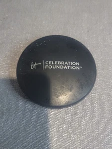 It Cosmetics Celebration Foundation Full Coverage Anti Aging Medium Tan New - Picture 1 of 3