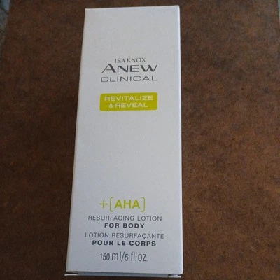 Avon Isa Knox Nueva Clínica Revitalizar + Revelar AHA Loción Rejuveneciente Para Cuerpo Foto 1 de 4