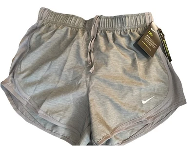 Nuevos pantalones cortos para correr Nike Dri-FIT Tempo para mujer - talla pequeña $30 Foto 1 de 2