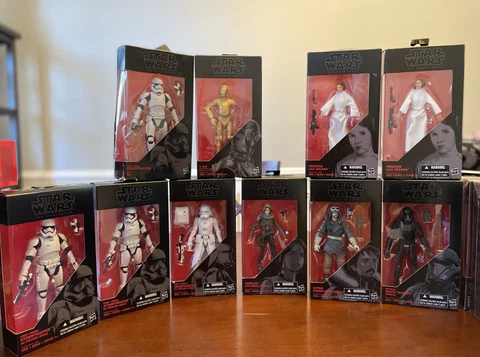 ** Hasbro Star Wars Black Series Figures - MISB ** Cover
