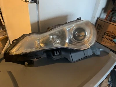 Conjunto de faros-regular TYC 20-9307-00 se adapta a 13-16 Scion FR-S Foto 1 de 4