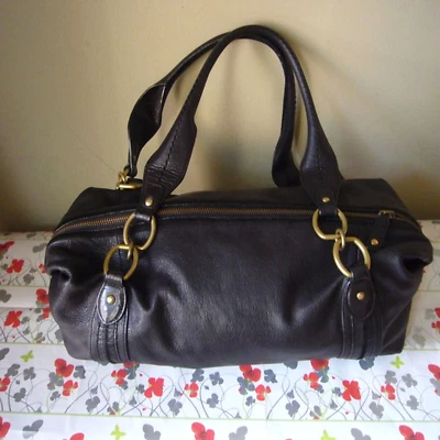 Ремни Sigrid Olsen черные шагреневая кожа хобо средний размер 15 дюймов двойные свернутые латунь - Изображение 1 из 4