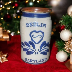 BERLIN MD Coolest Small Town Pottery Jar 6.75 X 3.5 GR8 - Picture 1 of 4