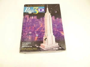 Empire State Building Puzz 3D Puzzle Over 3' Tall 902 Pieces Milton Bradley USA - Picture 1 of 5