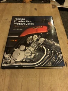 Honda Production Motorcycles 1946-1980 Mick Walker HB book Vgc - Foto 1 di 14