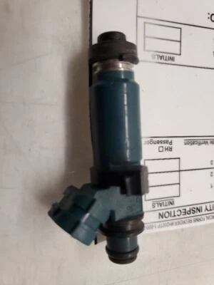 Toyota Tundra, inyector de combustible, 1998-2005, 4,7 L V8, 2UZFE, 23209-0F010, OEM Foto 1 de 4