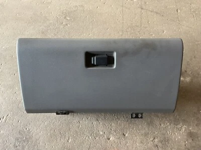 99-04 Land Rover Discovery 2 Guantera Puerta Piedra Humo Gris FFB000330LPW R5 Foto 1 de 4