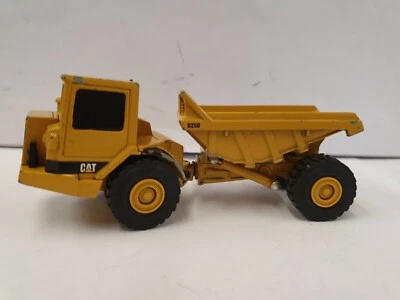 ERTL 1:64 2833G CAT D250 SIN CAJA  Foto 1 de 4