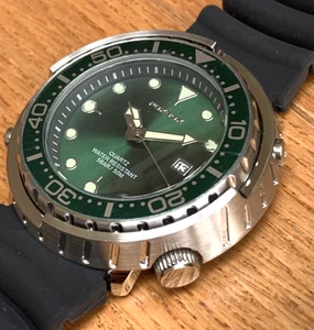 FOXBOX TUNA DIVER HOMAGE QUARTZ STYLE WATCH. BNIB Green + rubber divers strap - Picture 1 of 11