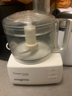 Magimix Compact 3100 Automatic bowel need fix - Image 1 of 4