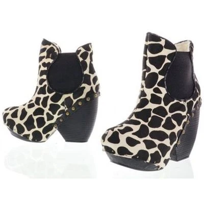 IRREGULAR CHOICE COLLAGEN KISS COW 长颈鹿女式楔形高跟鞋 6.5 码 — 第 1/4 张图片