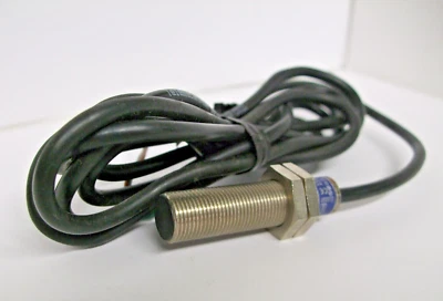 Telemecanique Inductive Proximity Sensor XS1M12MA230 New Unused With 2M Cable - Image 1 of 3