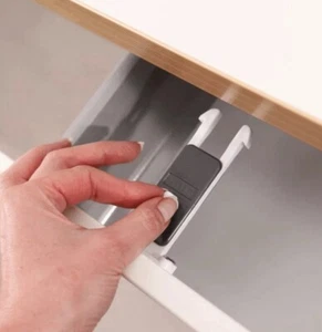 4x Lindam Xtra Guard doble cajón y armario pestillo prueba de seguridad para bebés envío y devolución gratuitos - Imagen 1 de 4