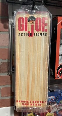 Boneco de ação GiJoe 12” vitrine concha com cartão de inserção estilo década de 1960 - Imagem 1 de 2
