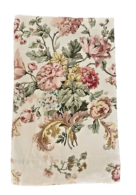 Sábana plana de satén neutro Ralph Lauren Sussex Gardens ropa de cama de lujo Foto 1 de 4