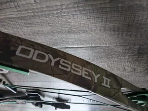 BEAR Archery Odyssey II 22" 40# Compound Bow w/ TRU GLO, TRU FIRE & Carolina RH - Picture 1 of 18