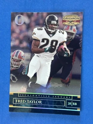2007 Gridiron Gear Silver Holofoil O's #84 Fred Taylor Jaguars #/250 - Image 1 of 2