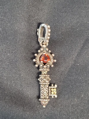 Colgante potenciador llave citrino de plata esterlina Barbara Bixby Foto 1 de 3