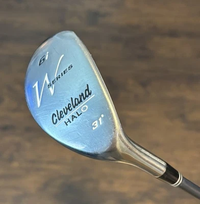 Cleveland Golf W Series Halo 6i 31* Hybrid Club RH 31” Graphite Women’s Flex - Image 1 of 4