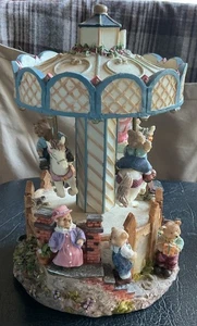 Vintage Teddy Bear Music Box Christmas Around the World 1980's - Picture 1 of 6