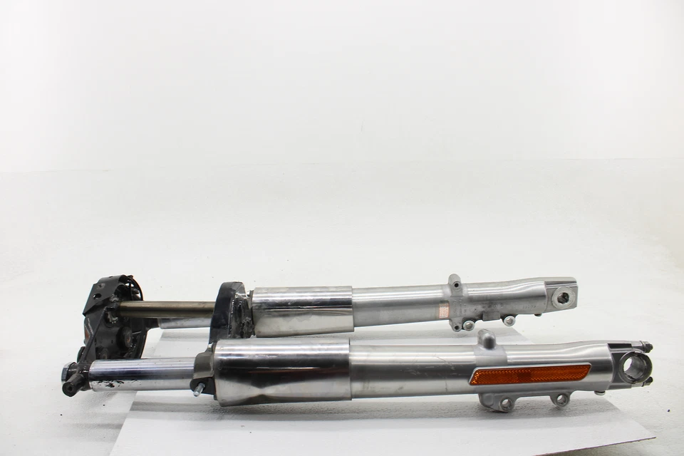 Deslizante de horquilla delantera izquierda y derecha Harley Davidson Road King 09-13 Foto 1 de 4