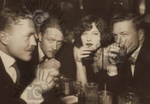 Roaring 1920's Era Vintage Photo of adults drinking Prohibition speakeasy 95 - Picture 1 of 2