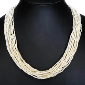 Collar hecho a mano de 20 hebras de cuentas de semillas de vidrio blanco crema, 25" - Imagen 1 de 3