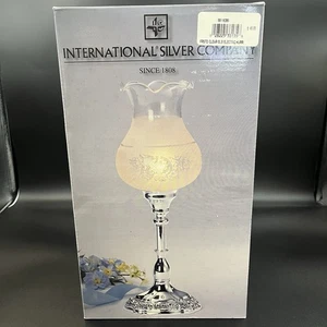 Versilberte Akzentlampe von International Silver Victorian Lace Hurricanes Lamp - Bild 1 von 9