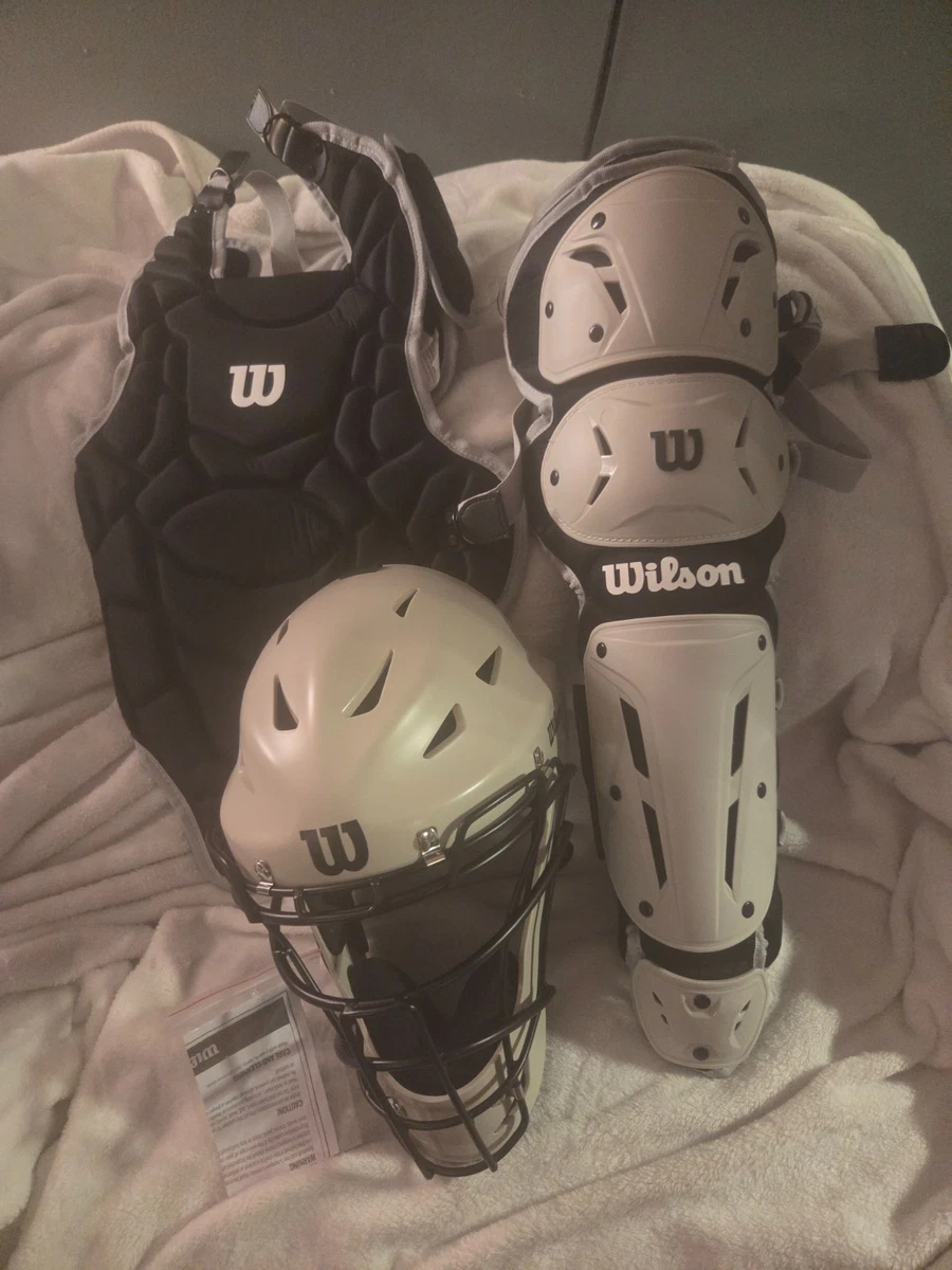 Wilson Youth EZ 2 Gear Catcher Set | WB5720/X-Large (7 - 7 7/8