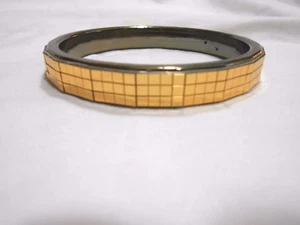 NEW GOLD WITH PEWTER GRAY COLOR TRIM SINGLE BANGLE CUFF BRACELET / CLASSY DESIGN - Imagen 1 de 4