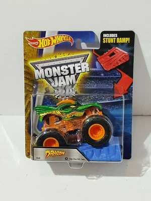 Camión Mattel Hot Wheels Monster Jam #40 Dragon 2016 verde fundido a presión 1:64 nuevo Foto 1 de 2