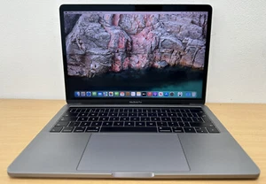 Apple MacBook Pro 2017 13 inch TouchBar Core i7 3.5GHz 16GB 512GB SSD Grey - Bild 1 von 15