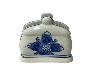 PORTATOVAGLIOLI IN CERAMICA BIANCA E BLU PORTA TOVAGLIOLO CARTA CM 11X9,5X4,5 - Imagen 1 de 2