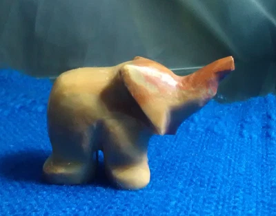 Elefant Figur Stauette Kunsthandwerk Onyx Marmor geschnitzt Edelstein Vintage - Bild 1 von 4