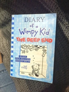 Diary of a Wimpy Kid: The Deep End (Book 15) - Paperback, by Kinney Jeff - Good - Picture 1 of 5