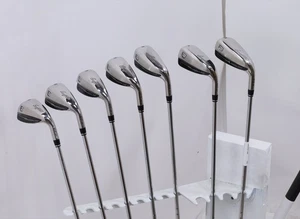 Wilson Launch Pad 2 Iron Set 5-Pw, Gw Regular Kbs Max Ultralite 679232 Excellent - Picture 1 of 5