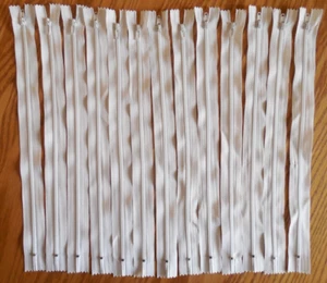 New Lot of 13 (Bakers Dozen) White 12” Nylon/Poly All-Purpose Close-end Zippers - Picture 1 of 1