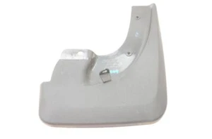 Guardabarros delantero derecho pasajero Nissan Frontier Pro-4X 2022-2023 63851 9BU02 - Imagen 1 de 12