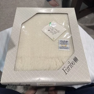 Vintage Faribo misto lana afgano lancio bianco nuovo in scatola originale 50"x60" - Foto 1 di 2