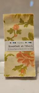 Desayuno en Tiffany's por Fig Tree para Moda 2.5"x5" MiniCharm Rectángulo - Imagen 1 de 5
