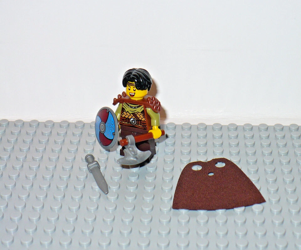 LEGO Castle Viking minifigure female warrior green shield sword axe 21343 31132