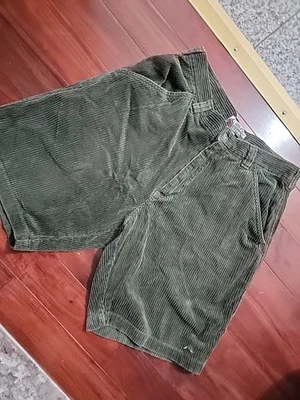 Винтажные зеленые РЖАВЫЕ ТОЛСТЫЕ ВЕЛЬВЕТОВЫЕ ШОРТЫ МУЖСКИЕ РАЗМЕР 34 Surf Skater - Изображение 1 из 4