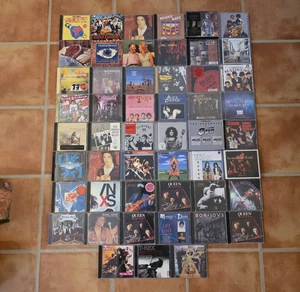 51 x CDS JOBLOT - BEATLES JACKSON QUEEN BOWIE QUO PISTOLS ECT - Picture 1 of 8